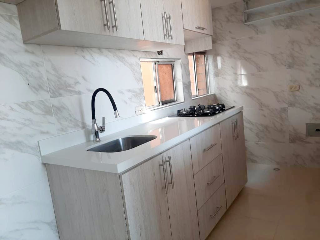 Apartamento en venta en Valle Del Lili, Cali, ID LV7126