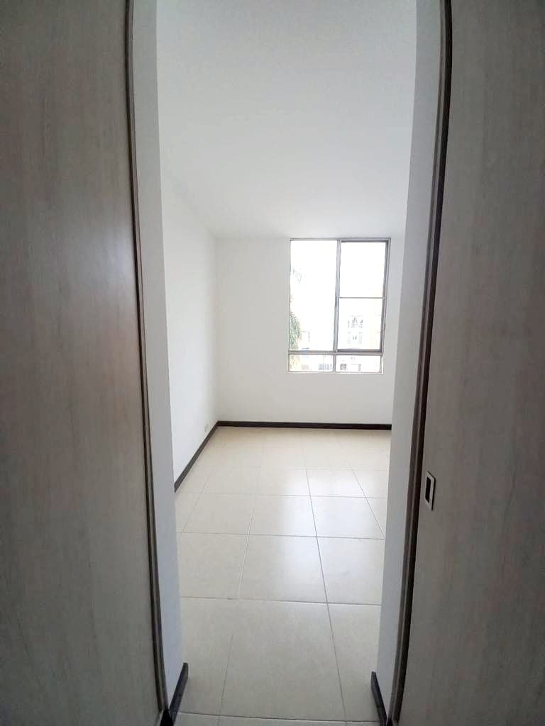 Apartamento en venta en Valle Del Lili, Cali, ID LV7126