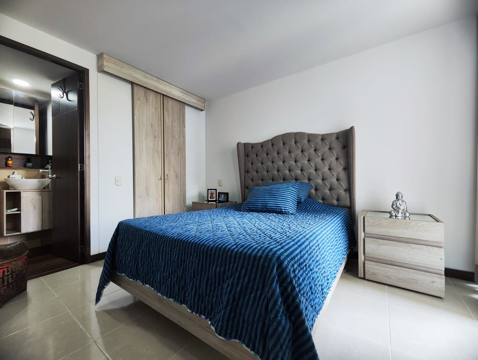 Apartamento en venta en Bochalema, Cali, ID AE2313
