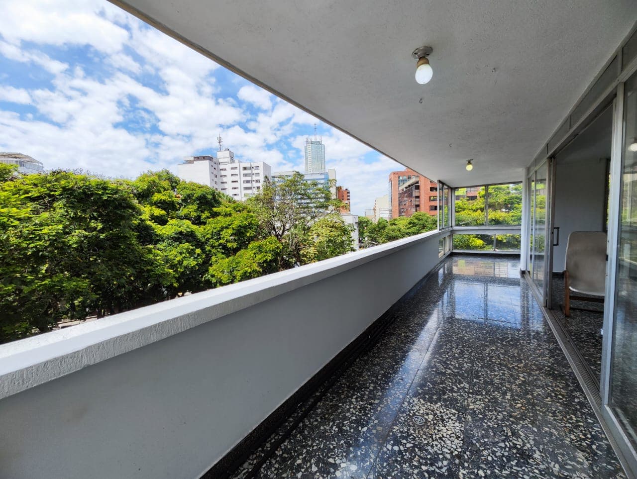 Apartamento en venta en Santa Monica, Cali, ID BI7850