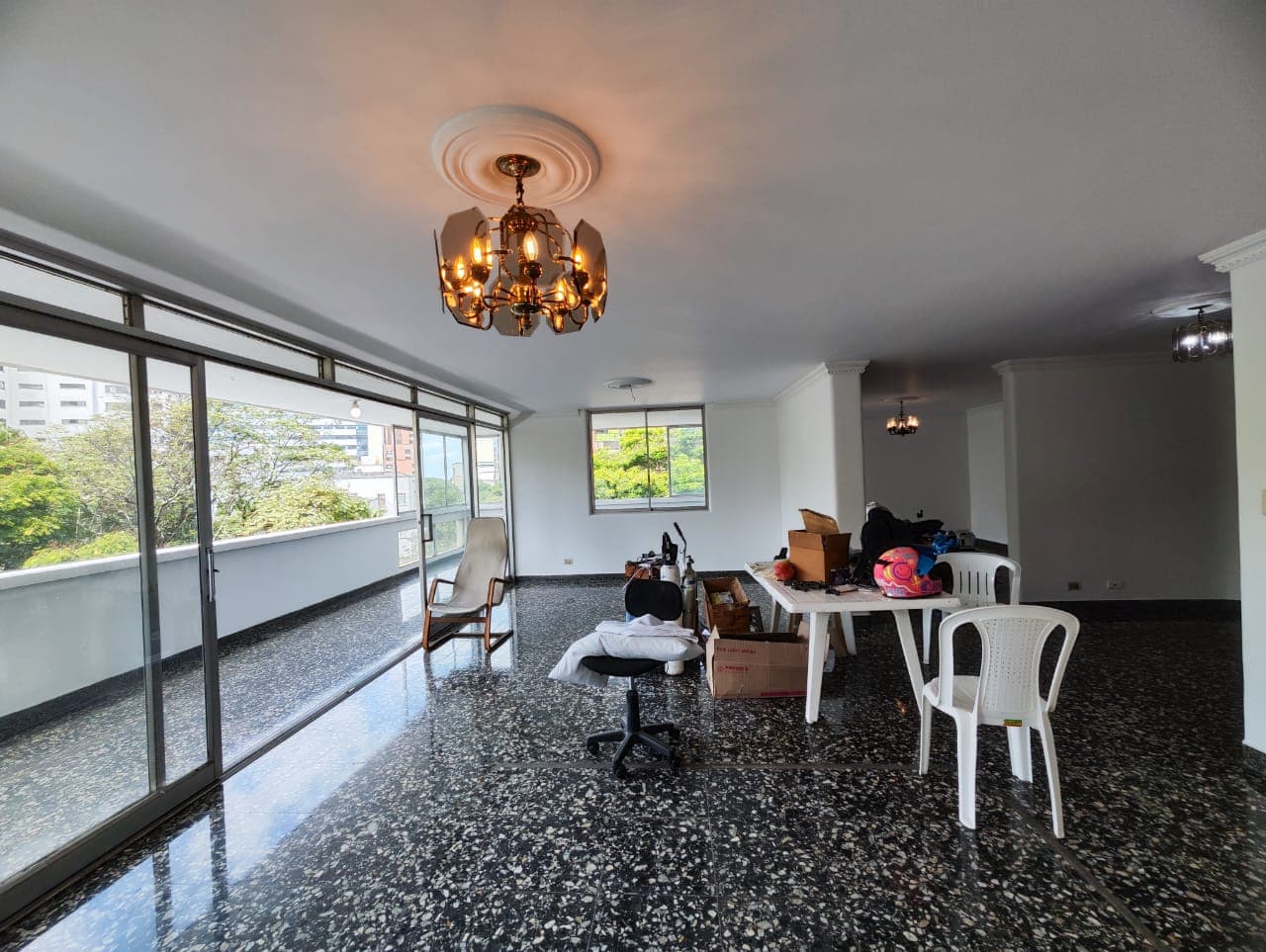 Apartamento en venta en Santa Monica, Cali, ID BI7850
