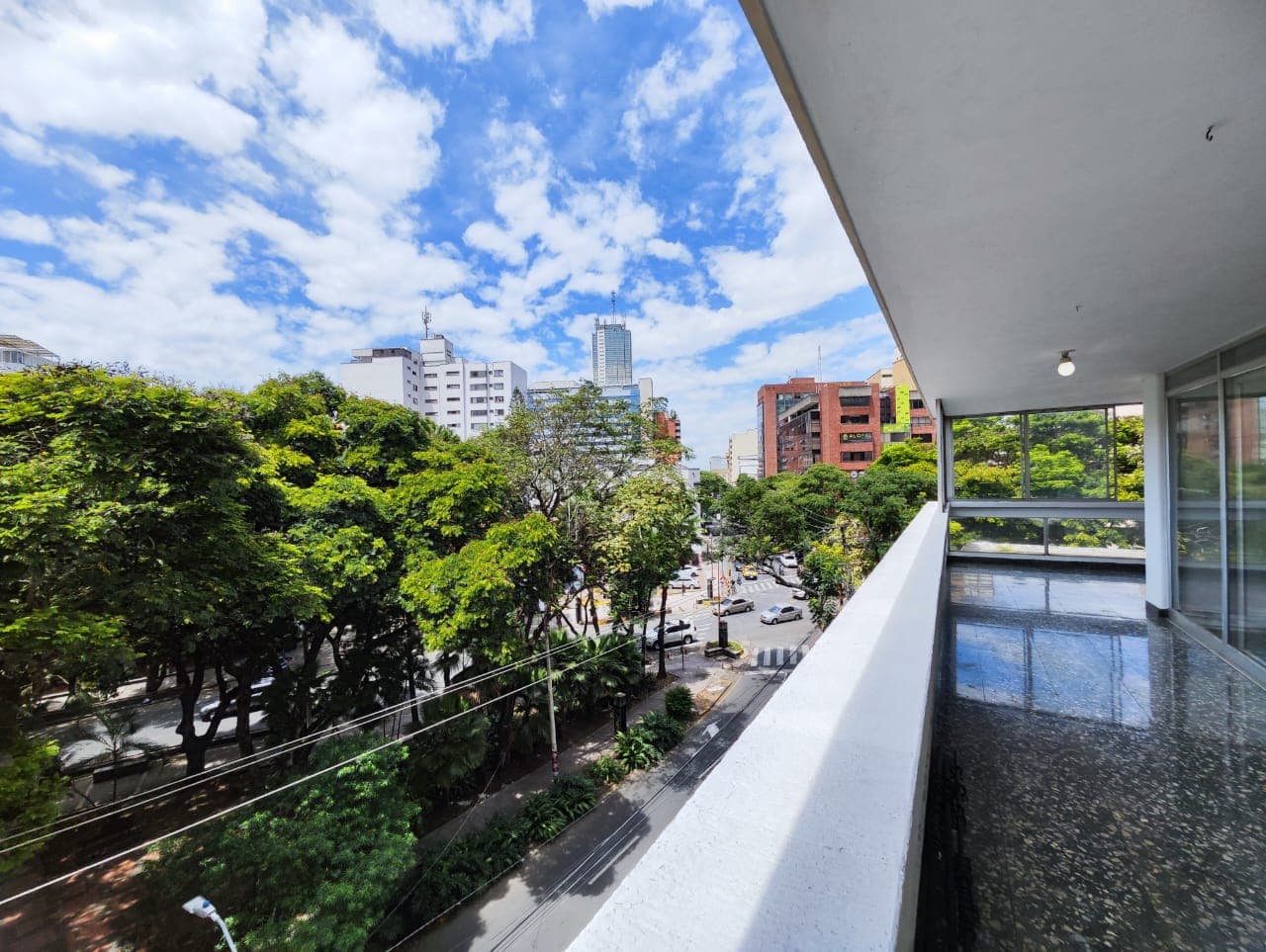 Apartamento en venta en Santa Monica, Cali, ID BI7850