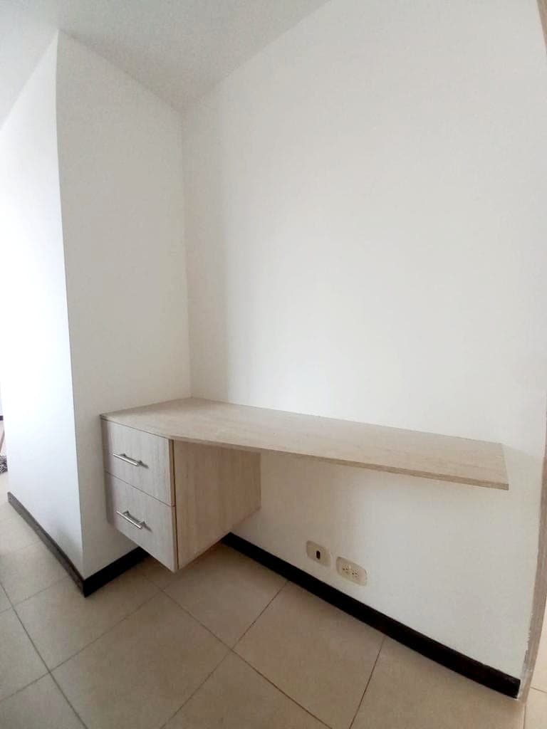 Apartamento en venta en Valle Del Lili, Cali, ID LV7126
