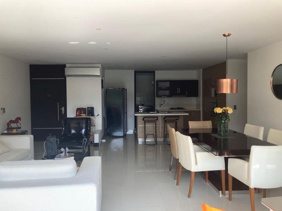 Apartamento en venta en Pance, Cali, ID UH7534