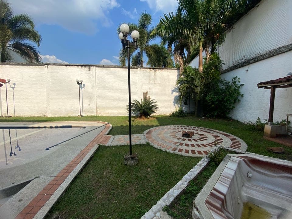 Casa en venta en Ciudad Jardín, Cali, ID BO4430