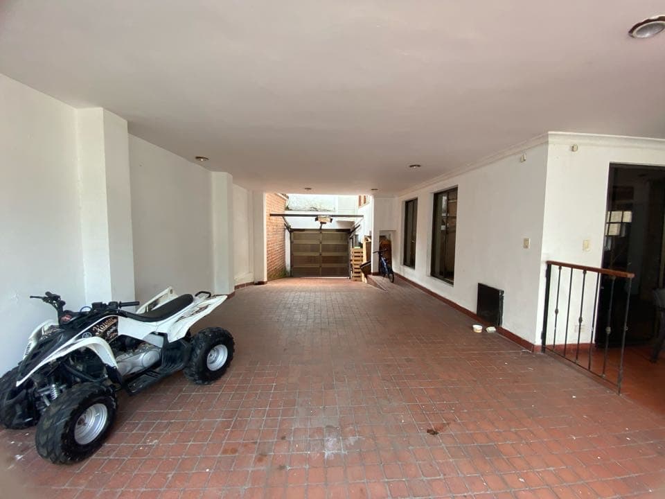 Casa en venta en Ciudad Jardín, Cali, ID BO4430