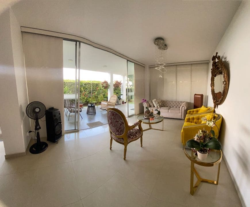 Casa en venta en Ciudad Jardín, Cali, ID DQ8207
