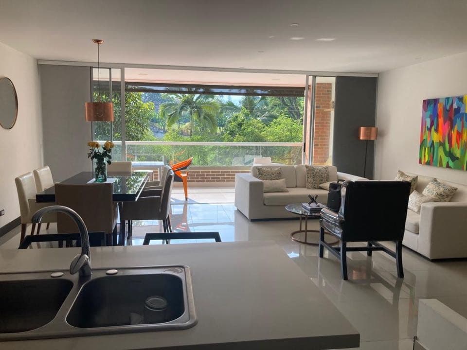 Apartamento en venta en Pance, Cali, ID UH7534