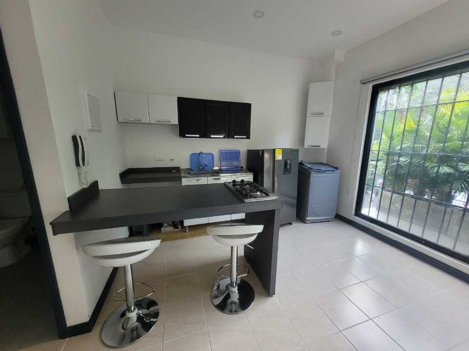 Edificio en venta en Santa Monica, Cali, ID PU5354