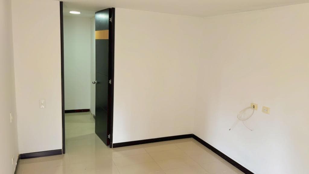 Apartamento en venta en Ciudad Jardín, Cali, ID EC2408