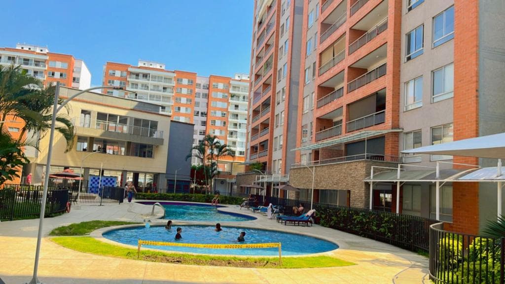 Apartamento en venta en Ciudad Jardín, Cali, ID EC2408