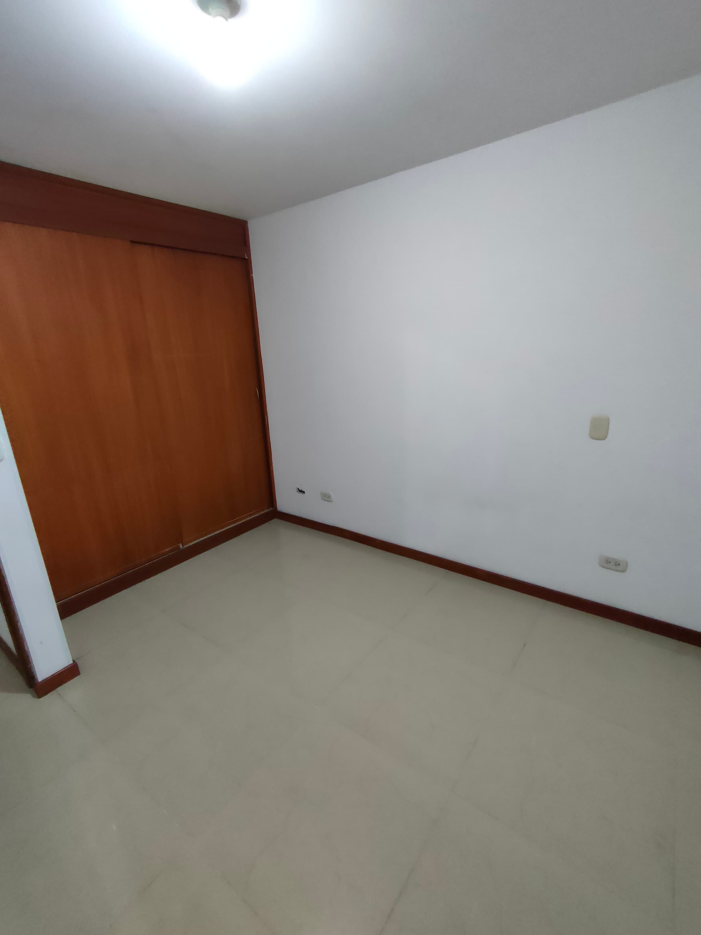 Apartamento en venta en Mayapan Las Vegas, Cali, ID ZD2641