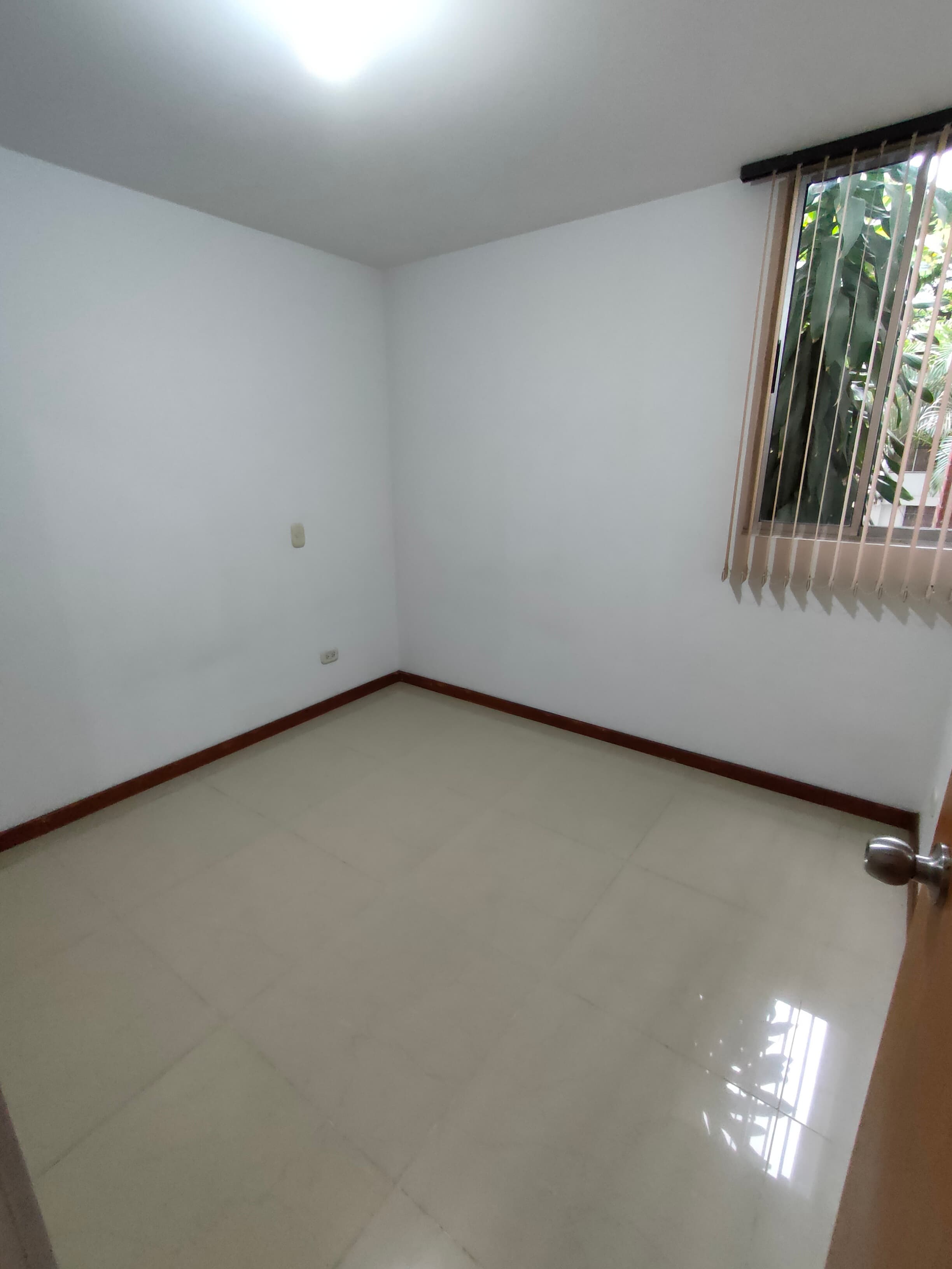 Apartamento en venta en Mayapan Las Vegas, Cali, ID ZD2641