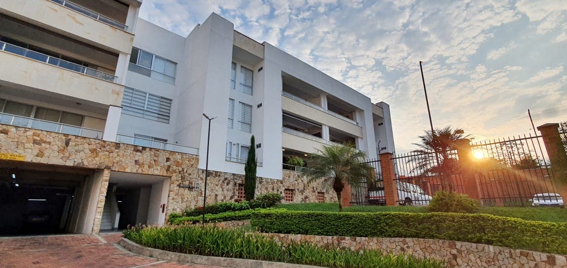 Apartamento en venta en Pance, Cali, ID EM6952