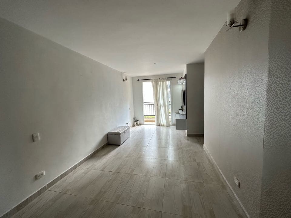 Apartamento en venta en Ciudad Pacifica, Cali, ID NU2658