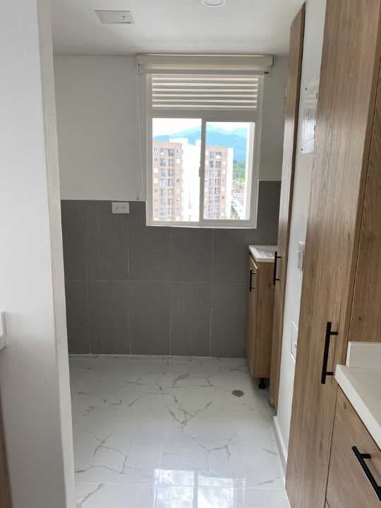 Apartamento en venta en Ciudad Pacifica, Cali, ID CC8769