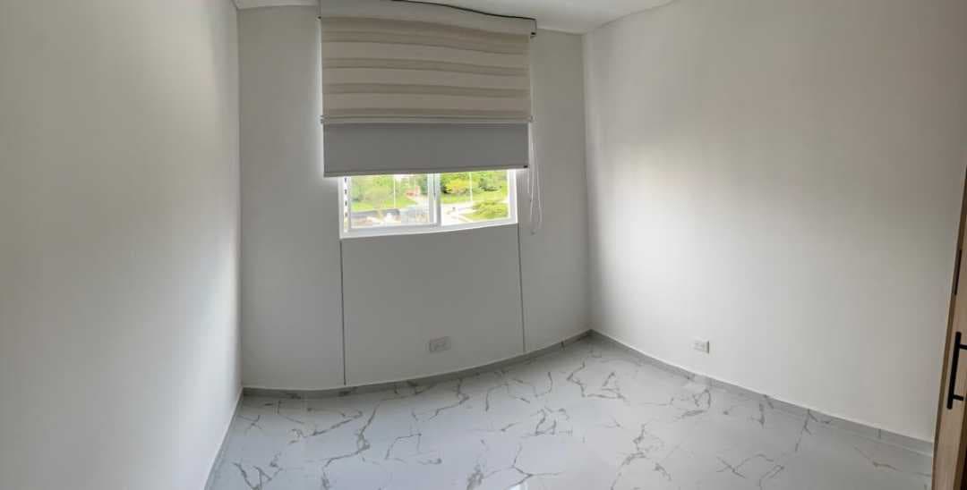 Apartamento en venta en Ciudad Pacifica, Cali, ID CC8769