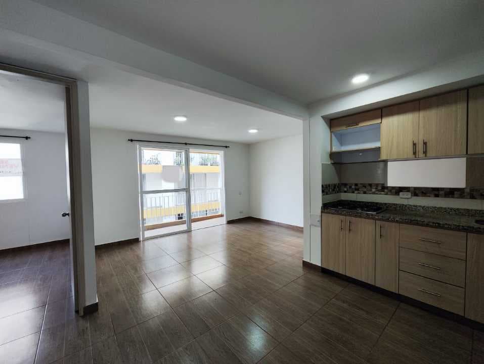 Apartamento en venta en Ciudad Pacifica, Cali, ID BH2802