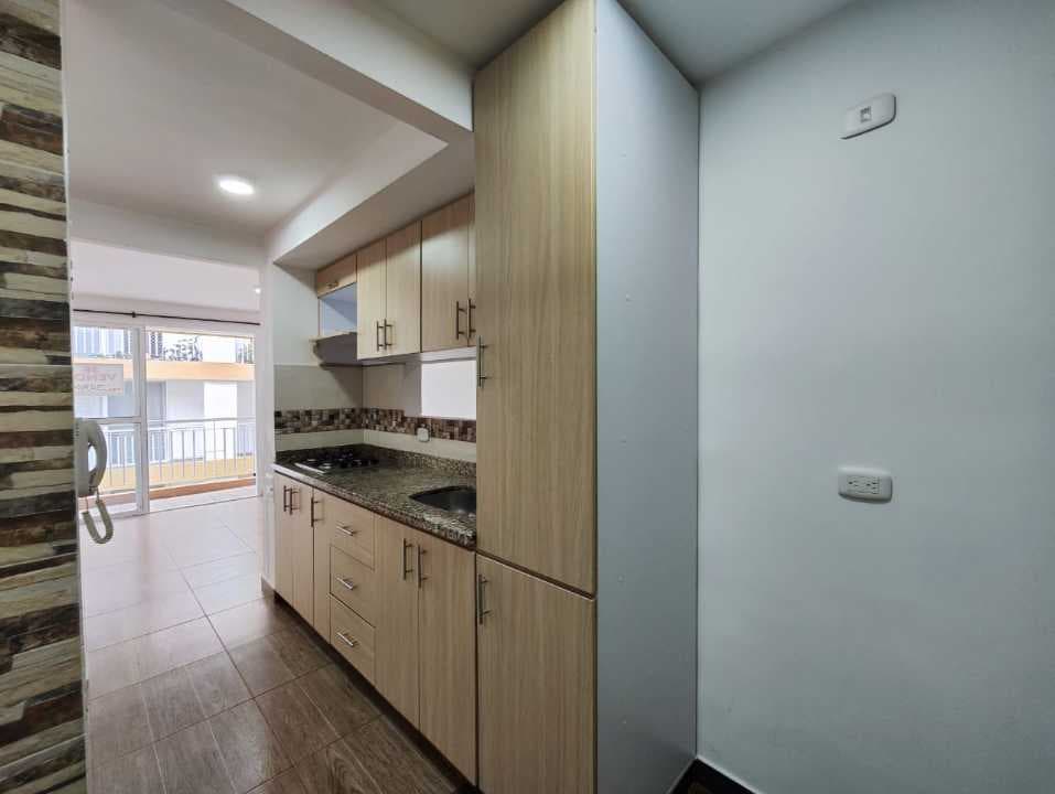 Apartamento en venta en Ciudad Pacifica, Cali, ID BH2802