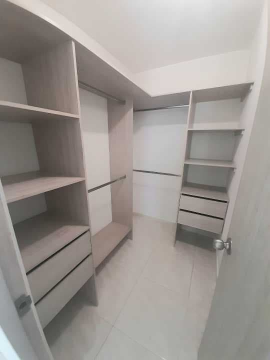 Apartamento en venta en Ciudad Pacifica, Cali, ID XN5483