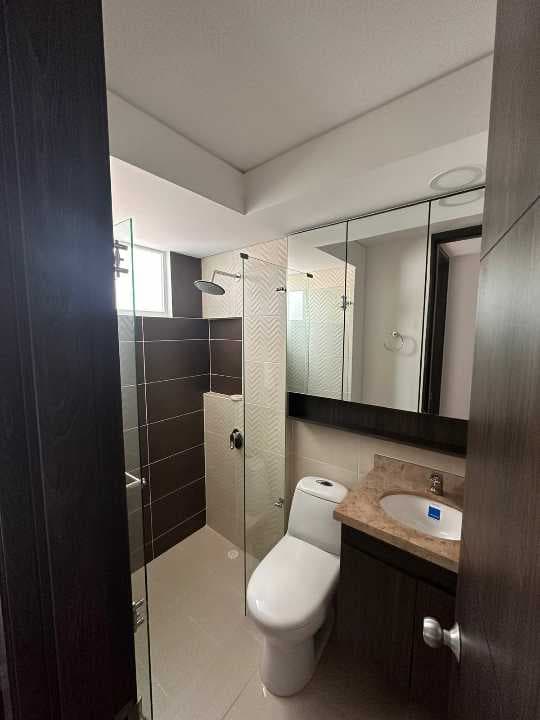 Apartamento en venta en Ciudad Pacifica, Cali, ID YK7649